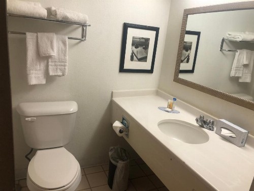 Quality Inn Denver Downtown - image 11
