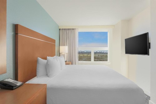 Hyatt House Denver Airport - image 5