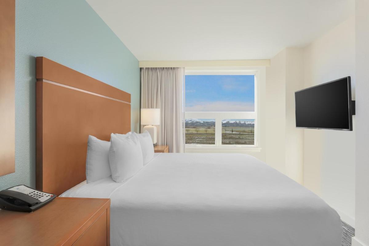 Hyatt House Denver Airport - image 5