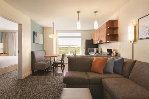 Hyatt House Denver Airport - image 7