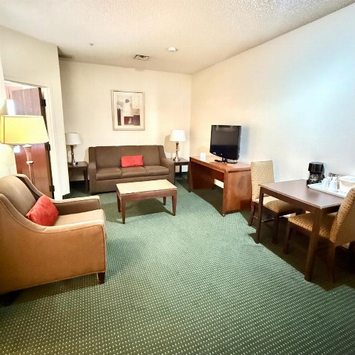 Ramada by Wyndham Denver International Airport - image 24