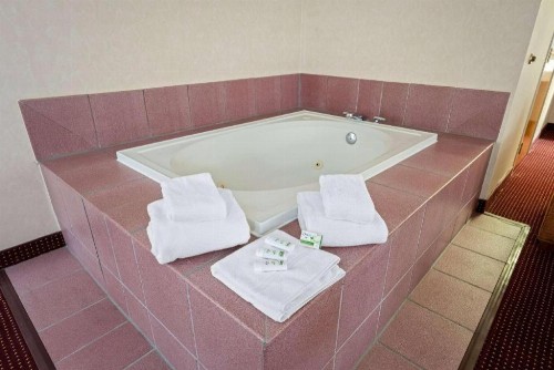 AmericInn by Wyndham Denver Airport - image 15