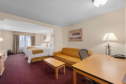 AmericInn by Wyndham Denver Airport - image 31
