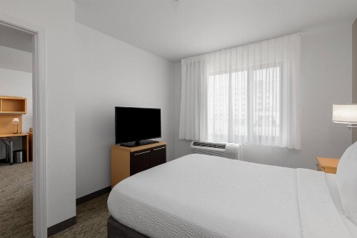TownPlaces Suite Denver Airport at Gateway Park - image 11