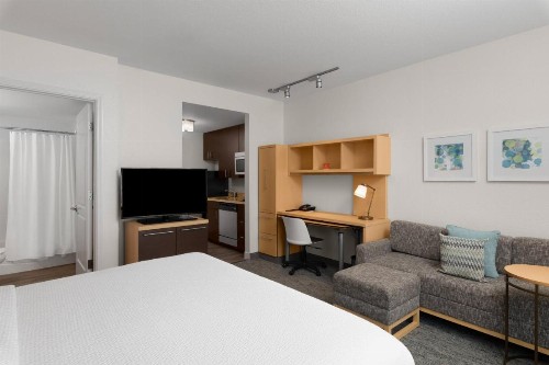 TownPlaces Suite Denver Airport at Gateway Park - image 14