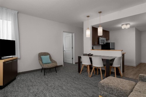 TownPlaces Suite Denver Airport at Gateway Park - image 5