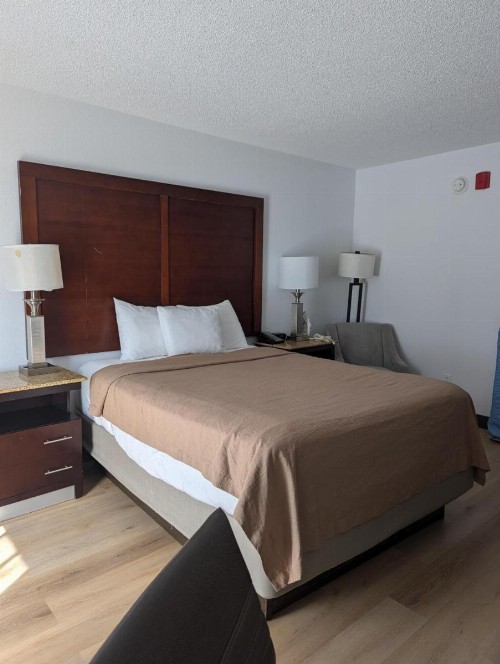 Radisson Hotel Denver Central - image 5