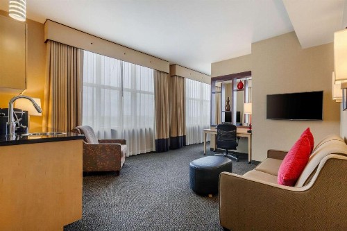 Cambria Hotel Denver International Airport - image 39