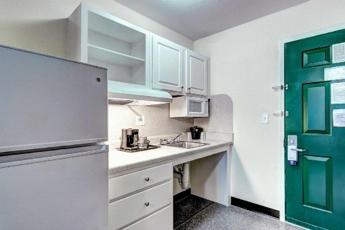 Suburban Extended Stay Hotel Westminster Denver North - image 17