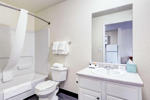 Suburban Extended Stay Hotel Westminster Denver North - image 7