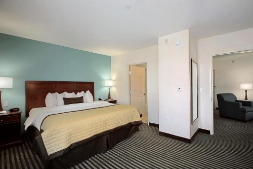 Baymont by Wyndham Denver International Airport - image 36