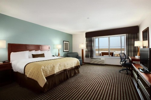 Baymont by Wyndham Denver International Airport - image 38
