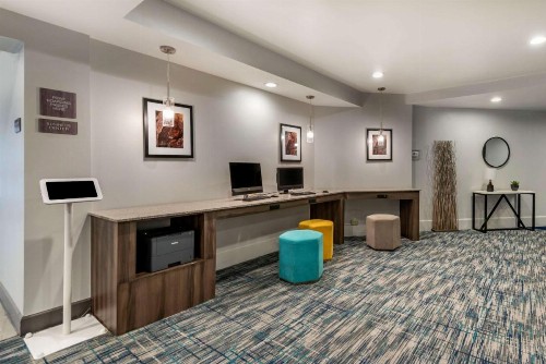 Best Western Premier Denver East - image 36