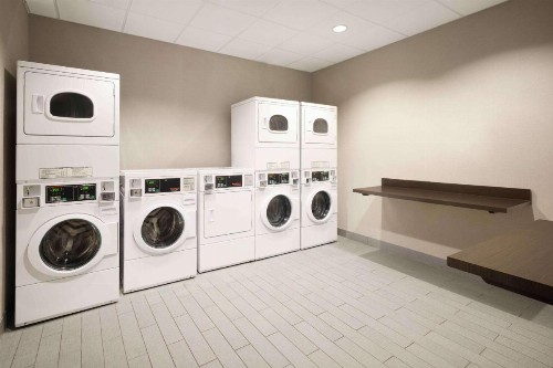 Homewood Suites- Denver Downtown Convention Center - image 30
