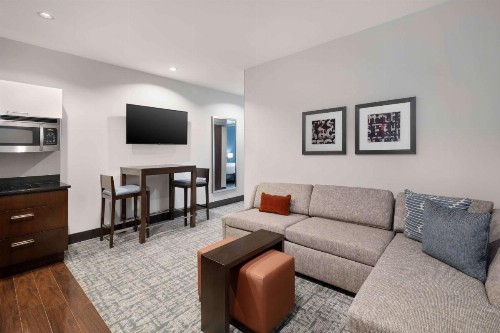 Homewood Suites- Denver Downtown Convention Center - image 35