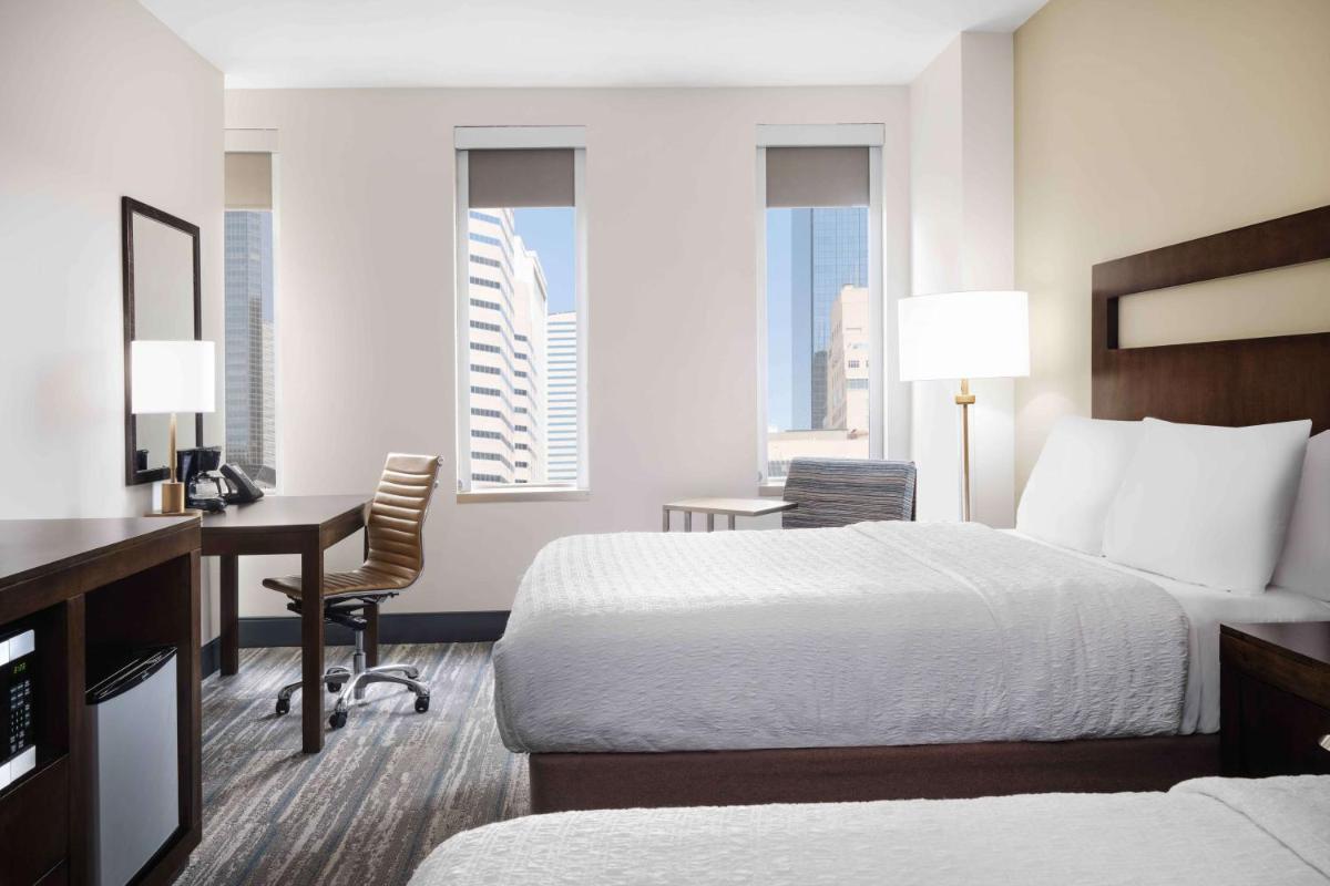 Hampton Inn & Suites Denver Downtown Convention Center - image 3