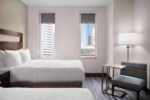 Hampton Inn & Suites Denver Downtown Convention Center - image 6