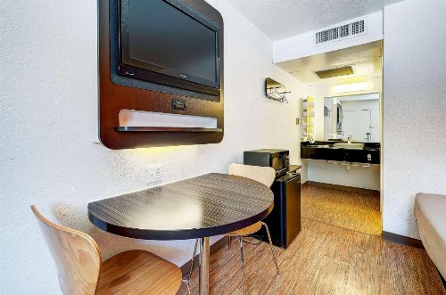 Motel 6-Thornton CO - Denver - image 25