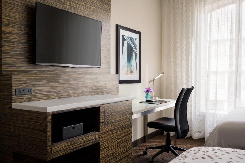 Renaissance Denver Downtown City Center Hotel - image 7