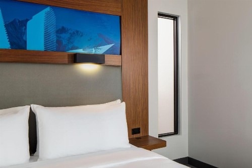 Aloft Denver Downtown - image 21