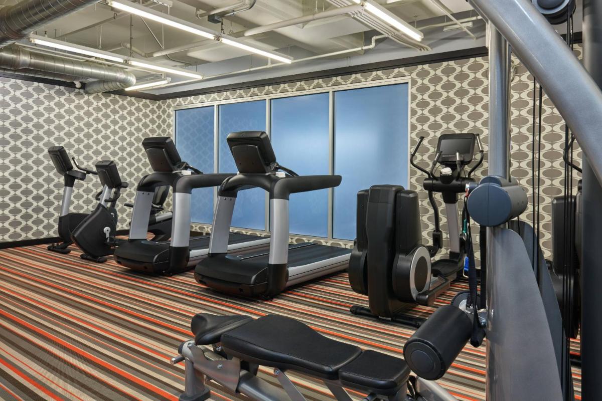 Aloft Denver Downtown - image 6