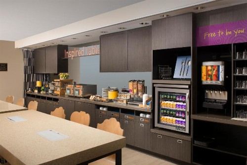 Home2 Suites by Hilton Denver International Airport - image 17