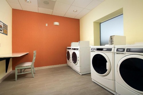 Home2 Suites by Hilton Denver International Airport - image 23