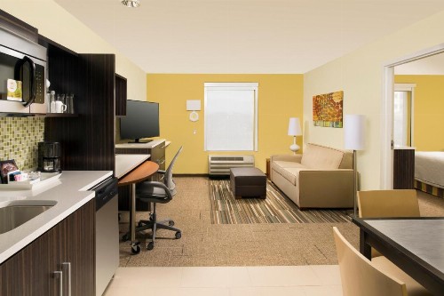 Home2 Suites by Hilton Denver International Airport - image 26
