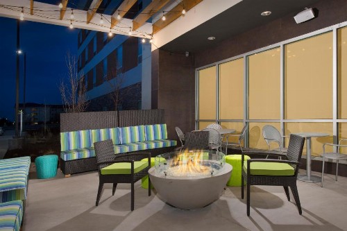 Home2 Suites by Hilton Denver International Airport - image 27