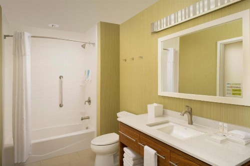 Home2 Suites by Hilton Denver International Airport - image 7