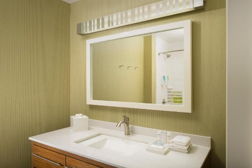Home2 Suites by Hilton Denver International Airport - image 9