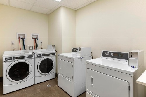 MainStay Suites Near Denver Downtown - image 11