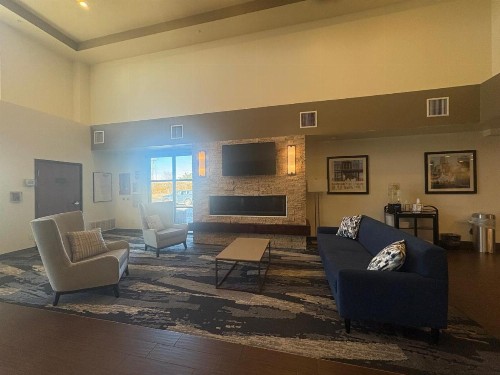 MainStay Suites Near Denver Downtown - image 14
