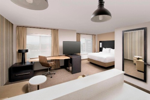 Residence Inn by Marriott Denver Airport/Convention Center - image 9