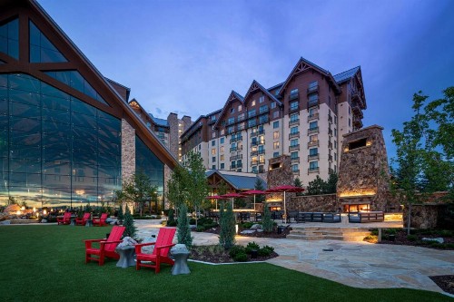 Gaylord Rockies Resort & Convention Center - image 9