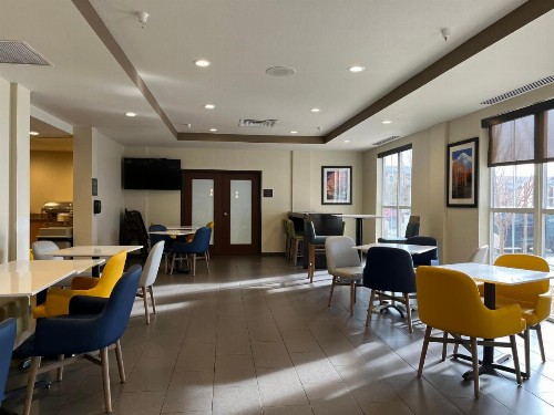Comfort Suites Denver International Airport - image 24