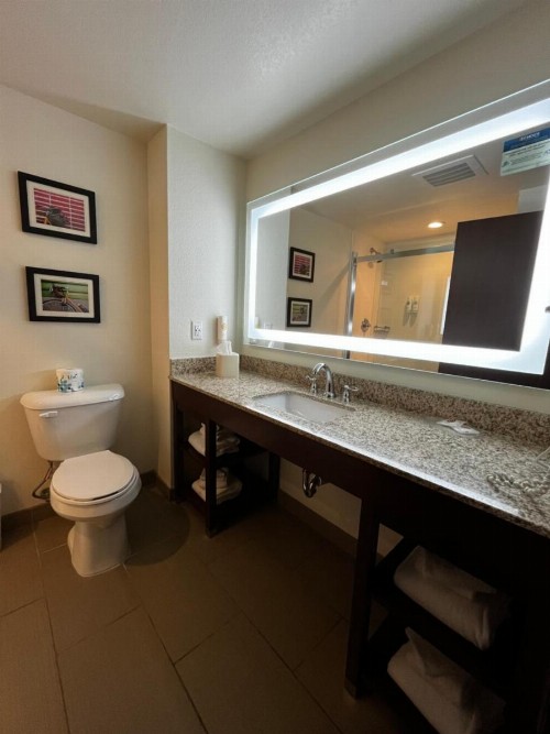 Comfort Suites Denver International Airport - image 33