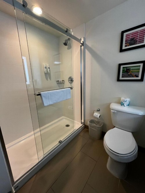 Comfort Suites Denver International Airport - image 36