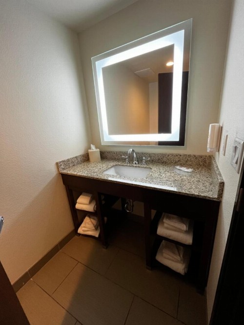 Comfort Suites Denver International Airport - image 39