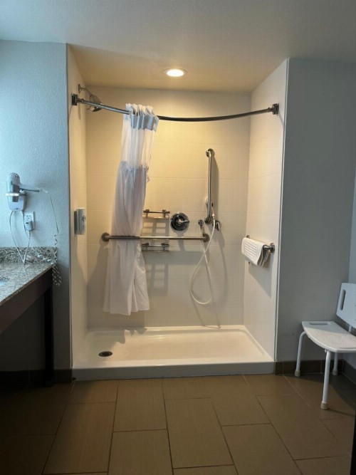 Comfort Suites Denver International Airport - image 41
