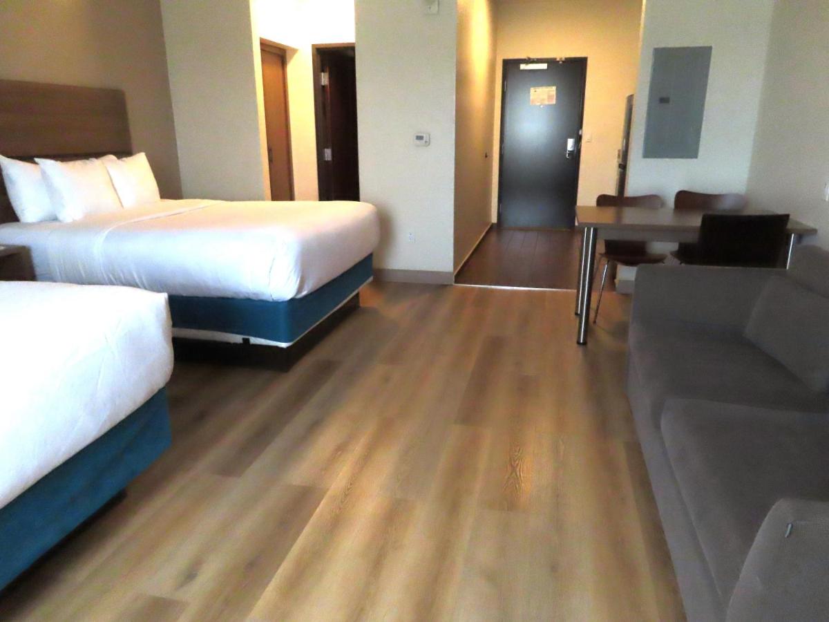 MainStay Suites Denver International Airport - image 2