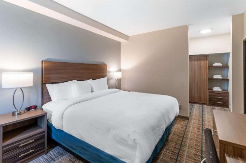 MainStay Suites Denver International Airport - image 22