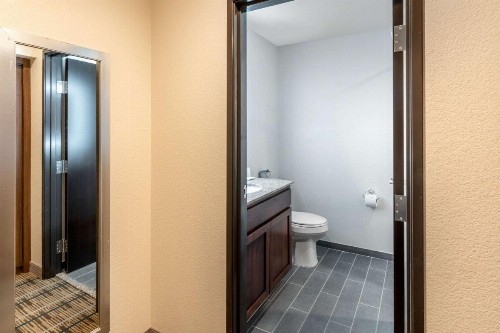 MainStay Suites Denver International Airport - image 34