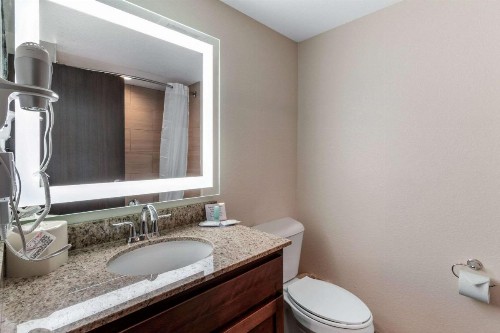 MainStay Suites Denver International Airport - image 37