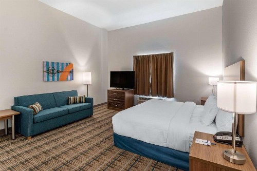 MainStay Suites Denver International Airport - image 7