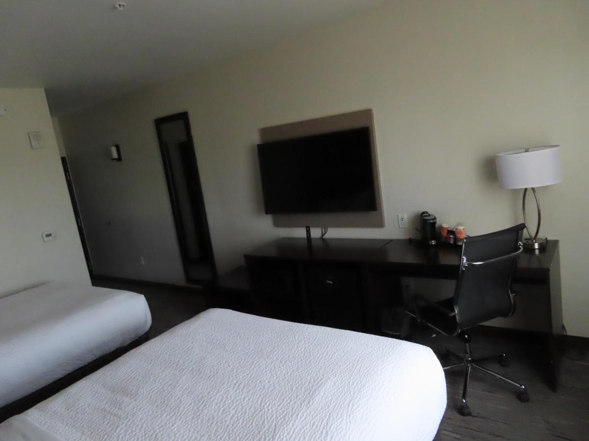 Sleep Inn & Suites Denver International Airport - image 7