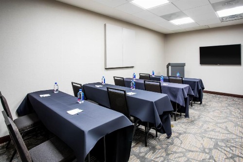 Wingate by Wyndham Denver Airport - image 9