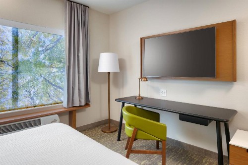 Fairfield Inn & Suites by Marriott Denver West/Federal Center - image 22