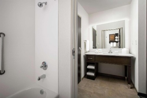 Homewood Suites By Hilton Denver Airport Tower Road - image 8