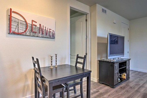 Modern Stapleton House Drink Dine Shop! - image 11